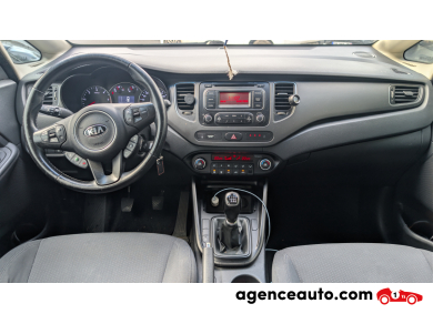 Kia Carens — 14