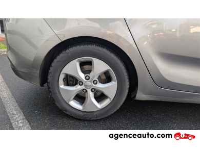 Kia Carens — 21