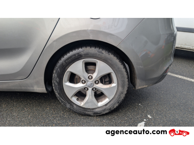 Kia Carens — 22