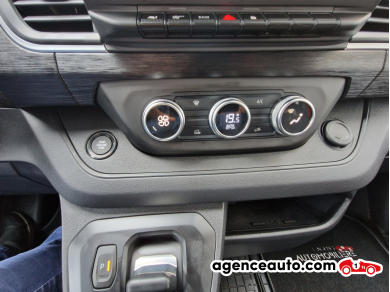 Renault Trafic — 16