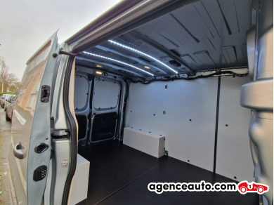 Renault Trafic — 20