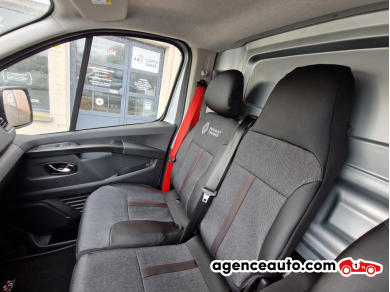Renault Trafic — 18