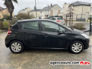 Peugeot 208 — 4