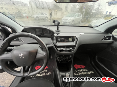 Peugeot 208 — 12