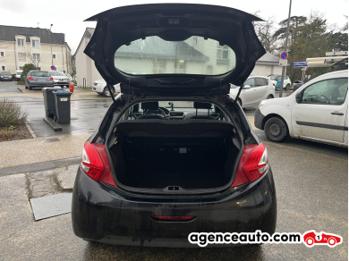 Peugeot 208 — 9