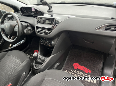 Peugeot 208 — 14