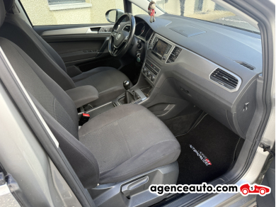 Volkswagen Golf Sportsvan — 17