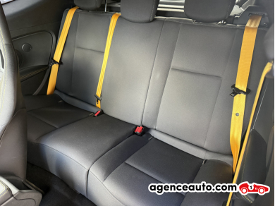 Renault Megane — 12