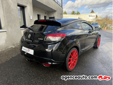 Renault Megane — 3
