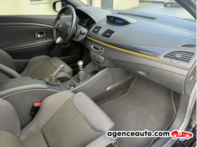 Renault Megane — 14