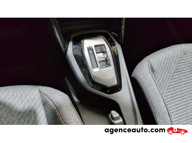 Peugeot 208 — 11