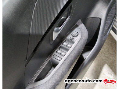 Peugeot 208 — 17
