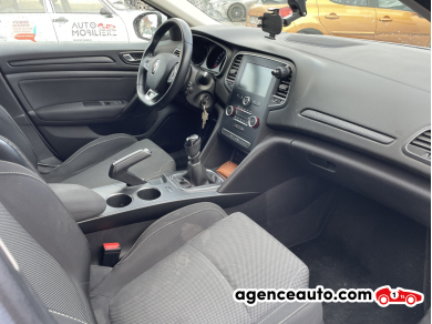 Renault Megane — 8