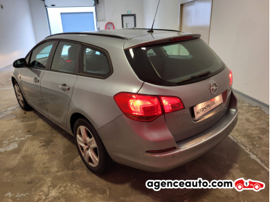 Opel Astra Sports Tourer — 4