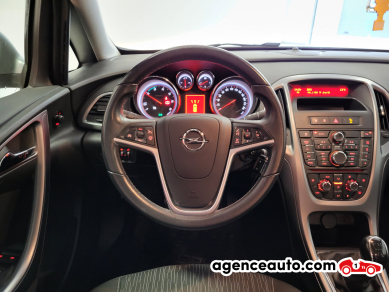 Opel Astra Sports Tourer — 14