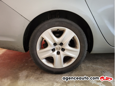 Opel Astra Sports Tourer — 32
