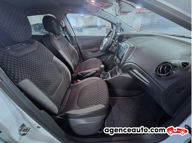 Renault Captur — 19