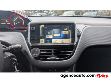 Peugeot 2008 — 17