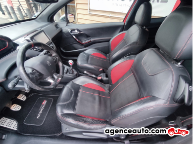 Peugeot 208 — 13