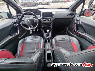 Peugeot 208 — 17