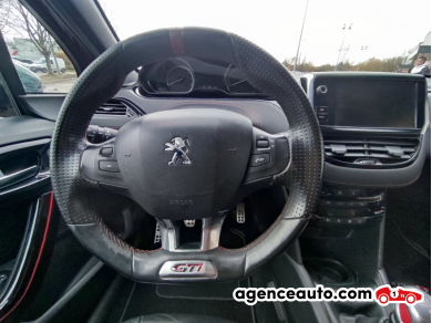 Peugeot 208 — 28