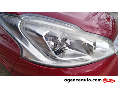 Peugeot 208 — 36