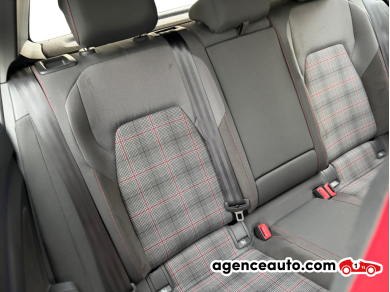 Volkswagen Golf — 17