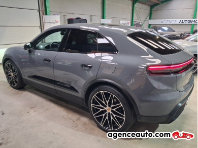 Porsche Macan — 13
