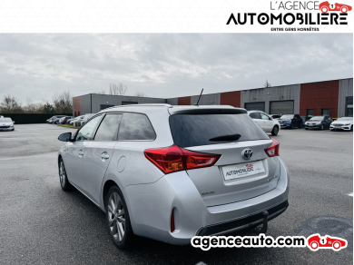 Toyota Auris — 5