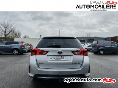 Toyota Auris — 4