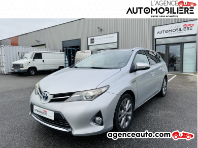 Toyota Auris — 7