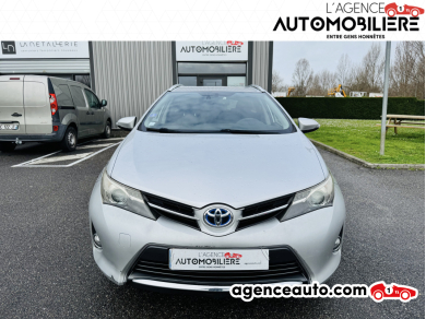 Toyota Auris — 8