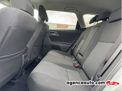 Toyota Auris — 16