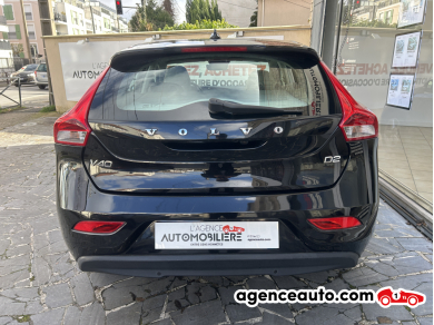 Volvo V40 — 4