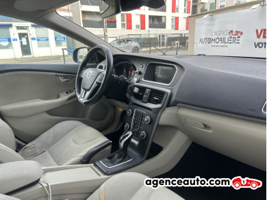 Volvo V40 — 14