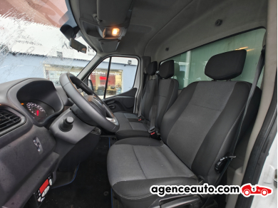 Renault Master — 18