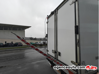 Renault Master — 9