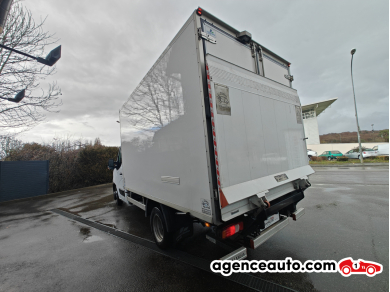 Renault Master — 5