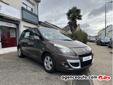 Renault Scenic — 3