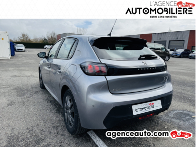 Peugeot 208 — 5