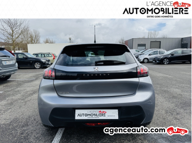 Peugeot 208 — 4