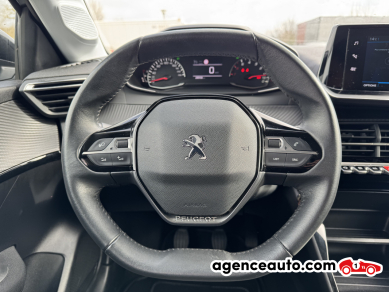 Peugeot 208 — 12