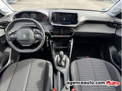 Peugeot 208 — 18