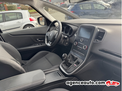 Renault Scenic — 12