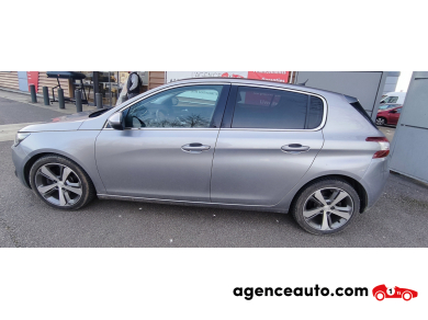Peugeot 308 — 9