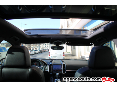 Porsche Cayenne — 17