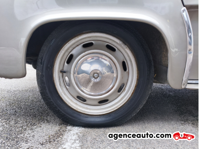 Renault Dauphine — 22