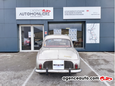 Renault Dauphine — 5