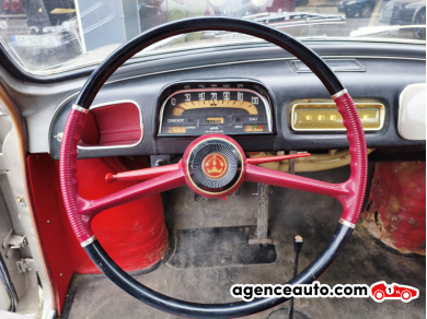 Renault Dauphine — 12