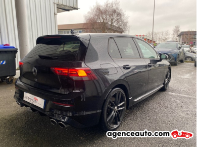Volkswagen Golf — 7